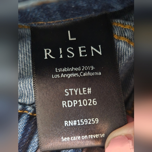 Risen Straight Leg Jeans Size Large - Picture 6 of 6